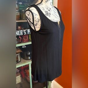 Torrid Everyday Ribbed Scoop Neck Hook and Eye Tank- 1X- Black NWT! 🖤